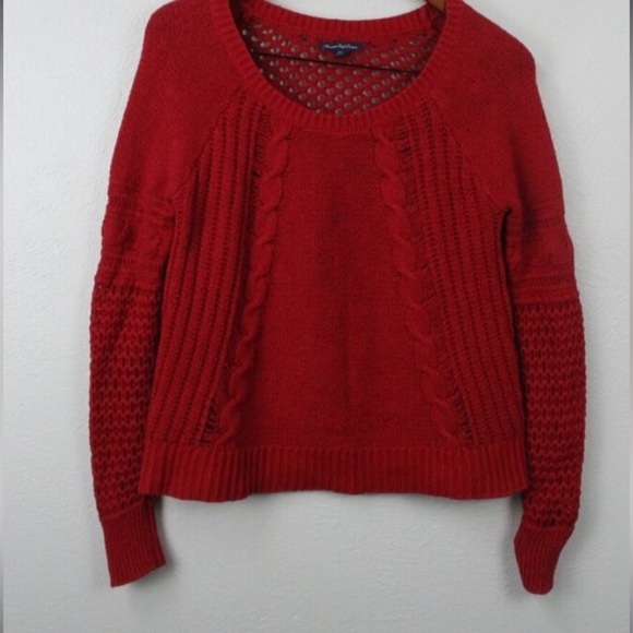 American Eagle Red Sweater, Large, Preloved in excellent used condition! - Picture 1 of 5
